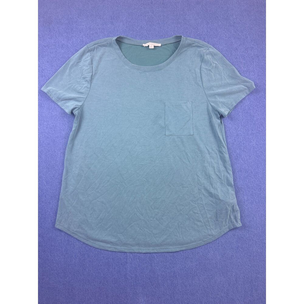 Green Envelope Women’s Medium Blue Pocket Tee Scoop Neck Curved Hem